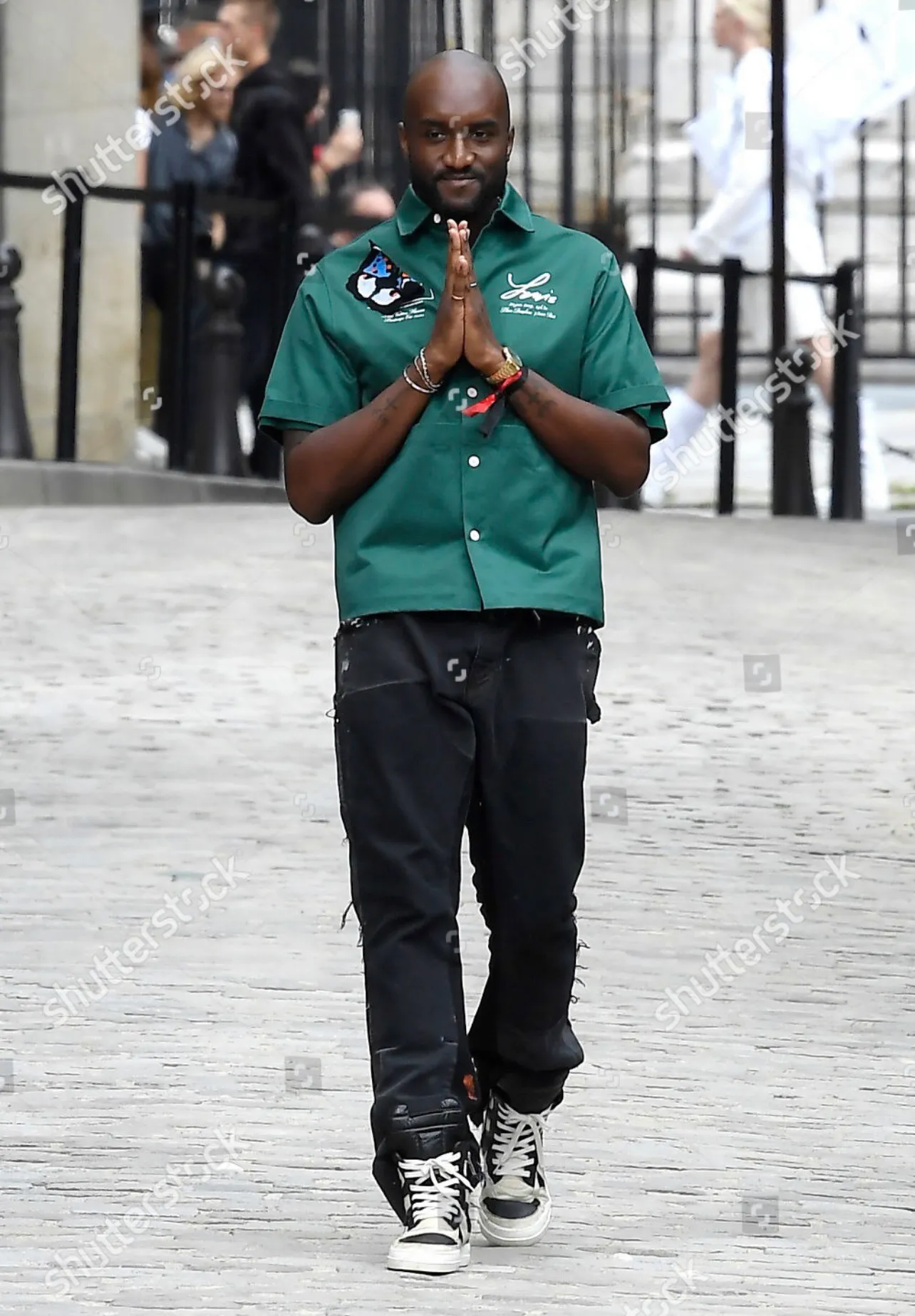 VIRGIL, the former LV design director, almost welded this treasure denim onto his body GALLERY DEPT. LA FLARE CARPENTER PANTS, the first generation of paint-splashed ink-washed flared logging trousers, Carhartt original modified overalls, blue and black S-XL